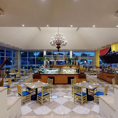 Grand Park Royal Cancun (Adults Only)-2